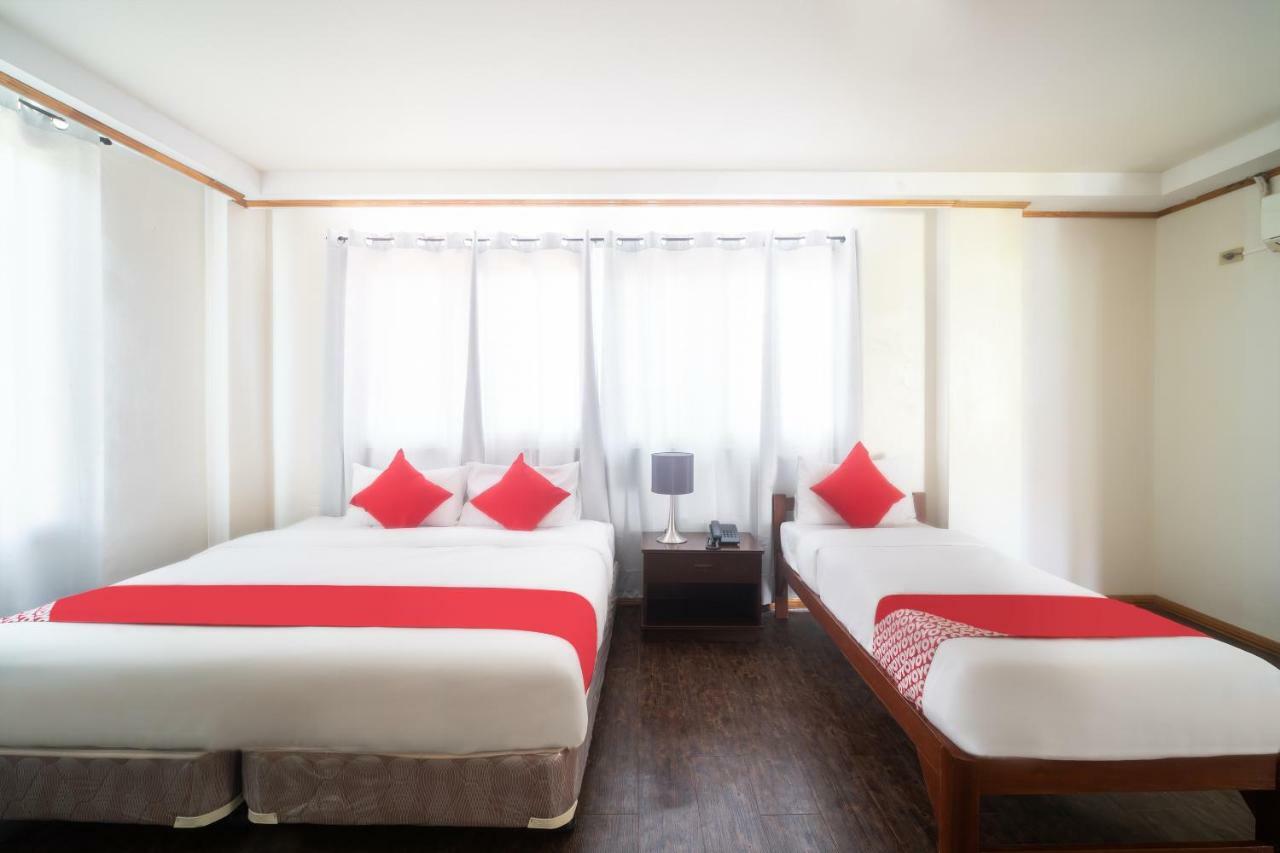 Oyo 162 The West Inn Davao City Dış mekan fotoğraf